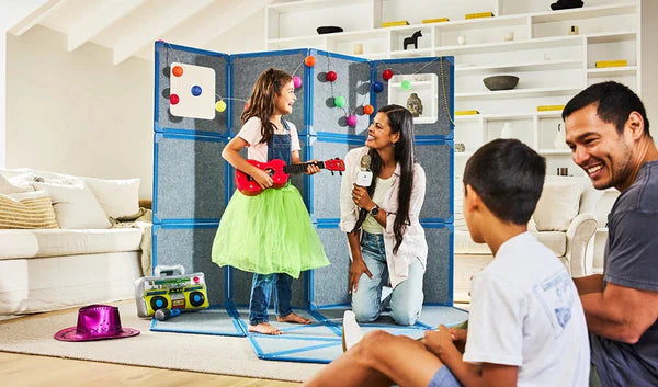 Cabane Créative UniversMontessoris™ – Le Théâtre Montessori Idéal pour Stimuler l’Imagination des Enfants